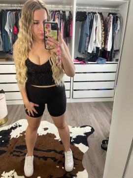 alwaysnakedXX de Rhône-Alpes, France